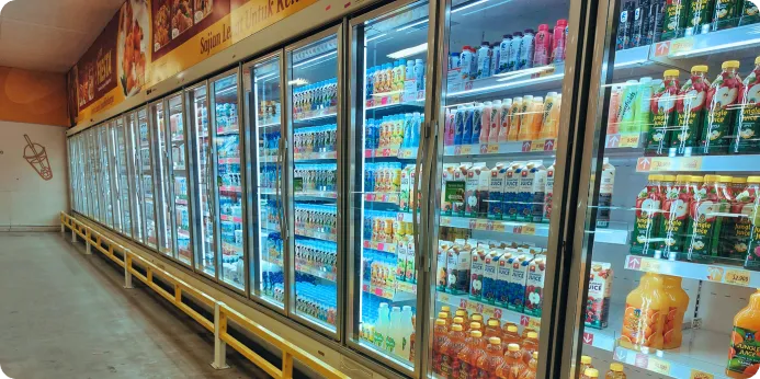 عوامل مهم در خرید یخچال نوشیدنی